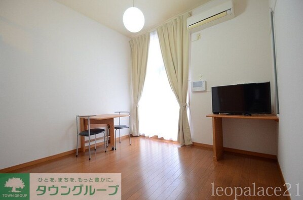 レオパレスエレンシアの物件内観写真